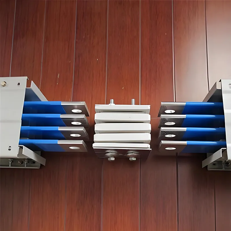 Vzduchem izolovaný autobus 2000A