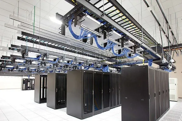 Jaké jsou aplikační scénáře pro uzavřené systémy přípojnic?